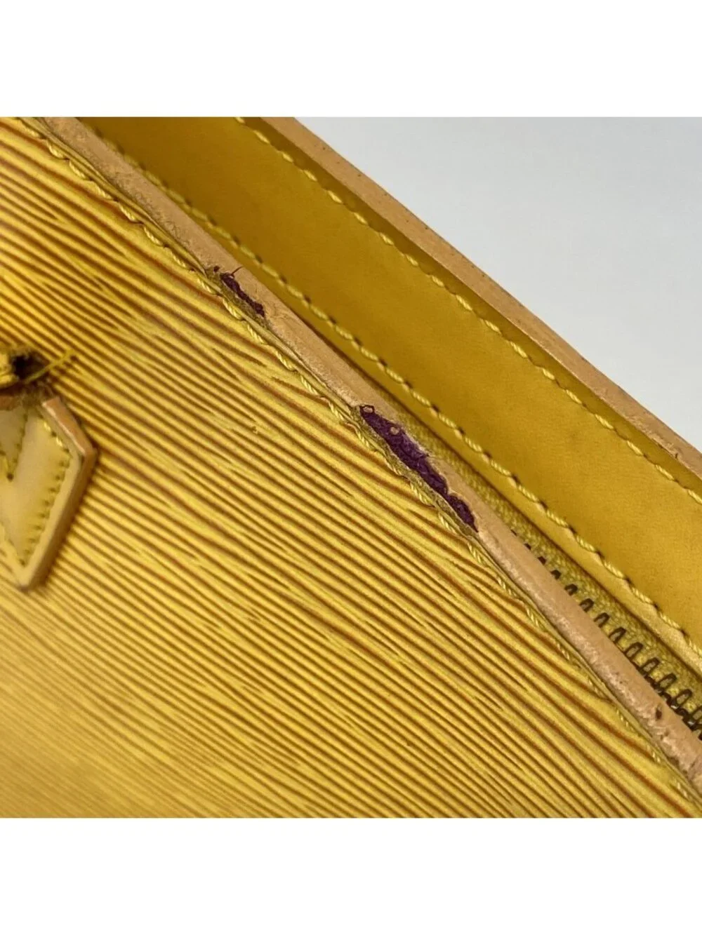 Louis Vuitton Handbag Epi Saint Jacques Jaune - Picture 9 of 10